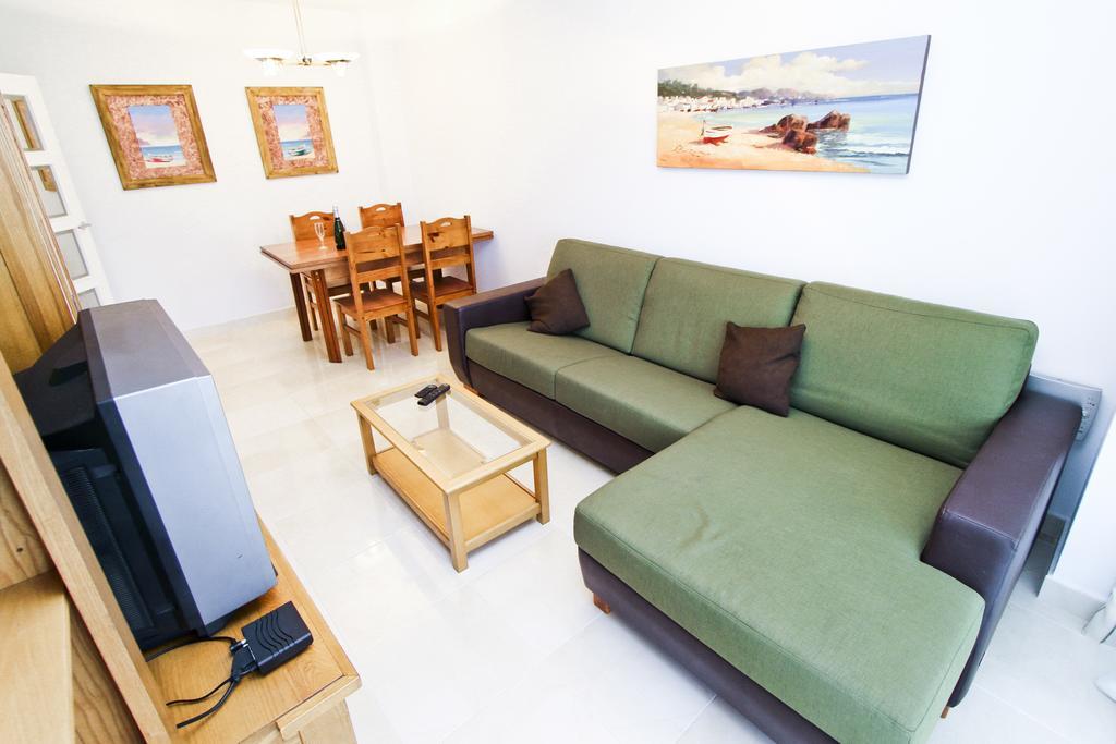 J Tramuntana Planet Costa Dorada Apartment ซาลอว์ ห้อง รูปภาพ