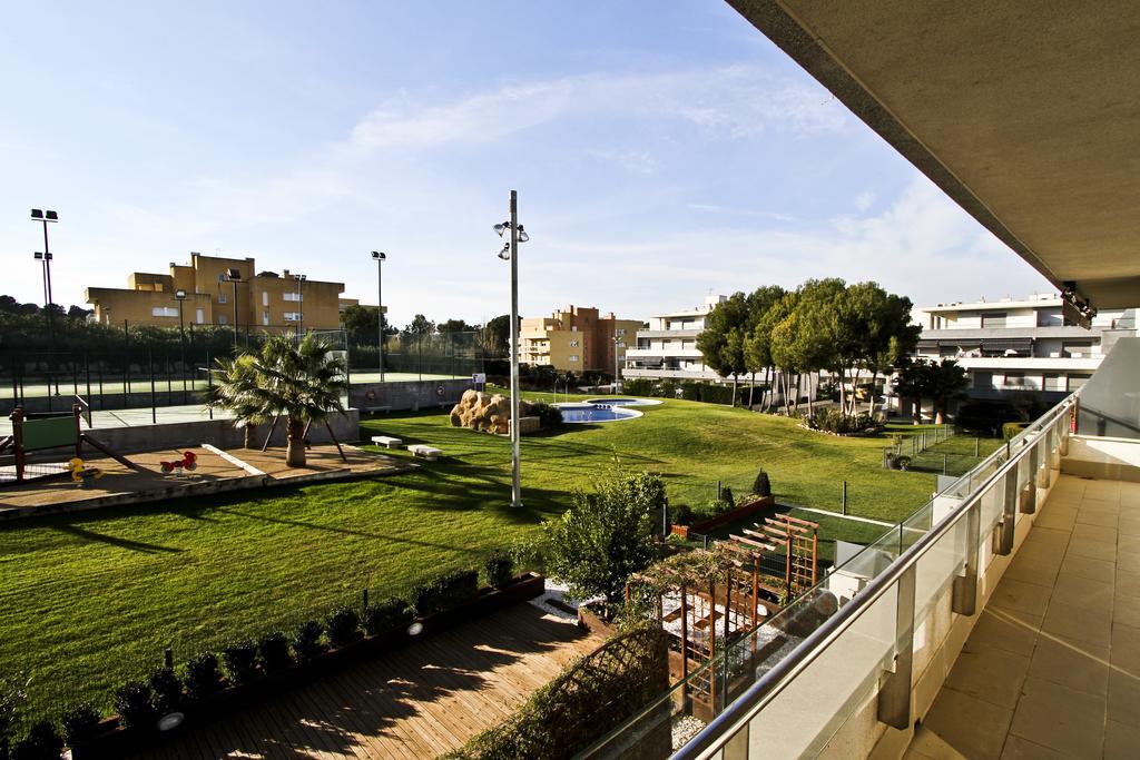 J Tramuntana Planet Costa Dorada Apartment ซาลอว์ ห้อง รูปภาพ