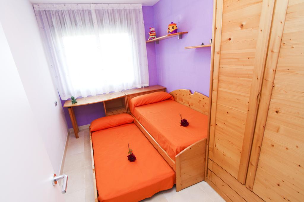 J Tramuntana Planet Costa Dorada Apartment ซาลอว์ ห้อง รูปภาพ